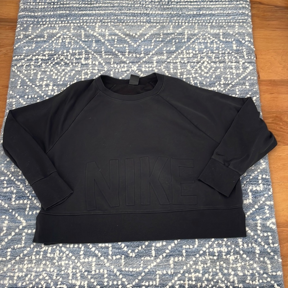 Nike Black Cropped Sweatshirt